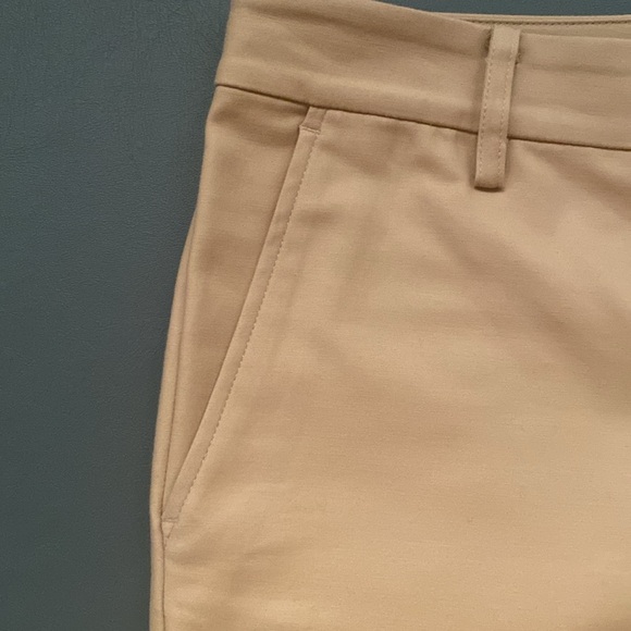 Ralph Lauren tailored slim fit short. A classic. Like new. No tags.Unused. - Picture 6 of 9